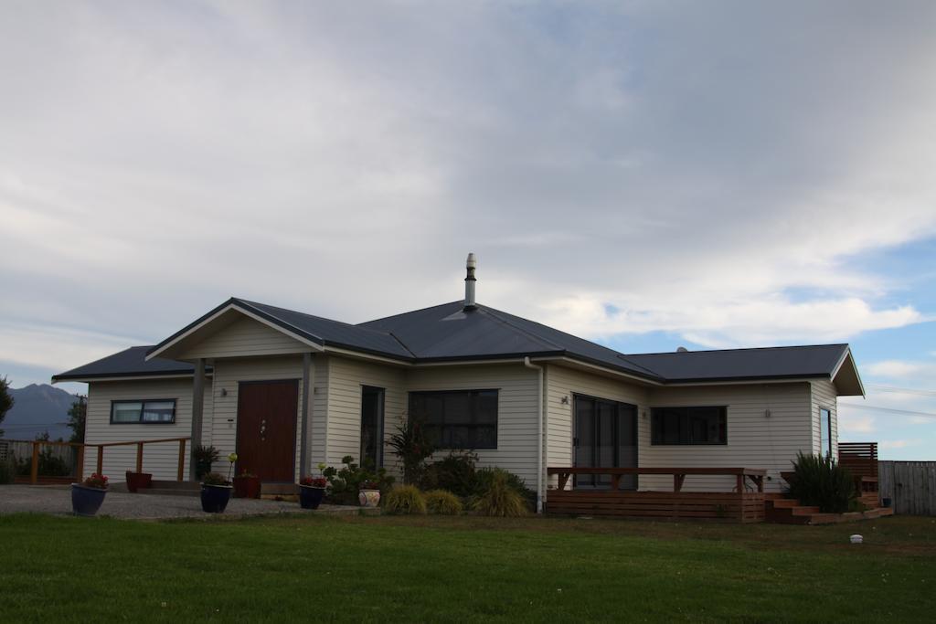 Richmond Farm Lodge New Plymouth Exterior photo